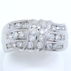 　Pt850 プラチナ　ダイヤモンド 0.78ct　指輪　中古　美品　新品仕上済　レディース　ジュエリー　ダイヤ　リング　質屋