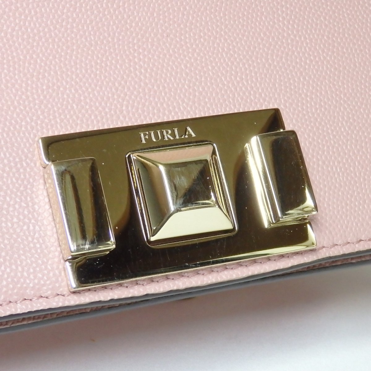 FURLA】フルラ【MIMI：ミミ】ミニクロスボディ ショルダーバッグ BVA6