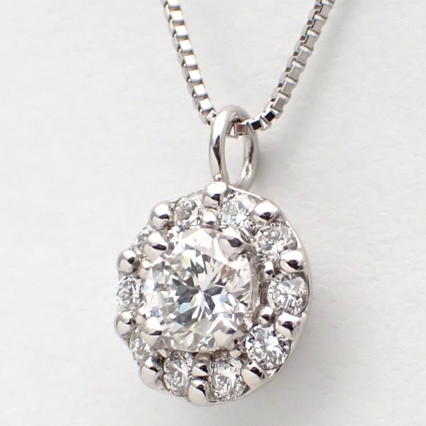 画像2: Pt900 プラチナ　ダイヤモンド　0.232ct・0.12ct ペンダント付ネックレス　中古　美品　レディース　ダイヤ ペンダント　ジュエリー　アクセサリー　4月誕生石　質屋