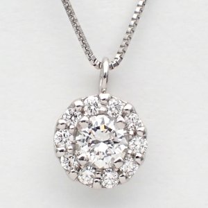 Pt900 プラチナ　ダイヤモンド　0.232ct・0.12ct ペンダント付ネックレス　中古　美品　レディース　ダイヤ ペンダント　ジュエリー　アクセサリー　4月誕生石　質屋