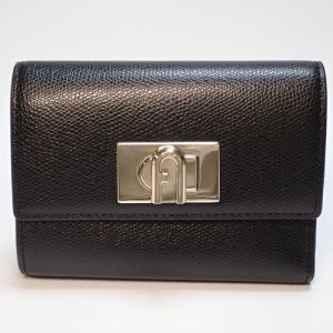 【FURLA】フルラ　ターンロック　1927　コンパクト　三つ折り財布　ブラック　レザー　PCW4ACO ARE000 布袋　箱　ウォレット　革　ネロ　中古　美品　質屋