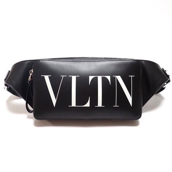 画像1: 【VALENTINO GARAVANI】ヴァレンティノ ガラヴァーニ　ボディバッグ　VLTN　ウエストポーチ　メンズ 　レザー　ブラック　中古　バッグ　ITALY　美品　おしゃれ　革　黒　ポーチ　スポーティ　イタリー　質屋