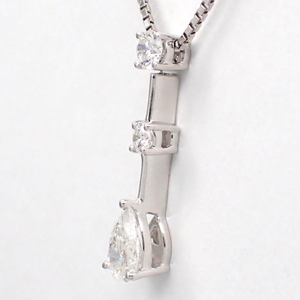 画像2: Pt900 プラチナ　ダイヤモンド　0.446ct　0.21ct　ペンダント付ネックレス　 中古　美品　レディース　ペアシェイプ　ブリリアン　３個石　ペンダント　ジュエリー　ダイヤ　質屋　4月誕生石